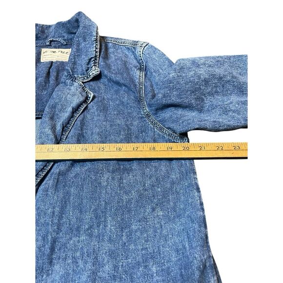Free People We The Free Denim Blazer Womens S Western  Front Pockets Medium Wash - Picture 7 of 8